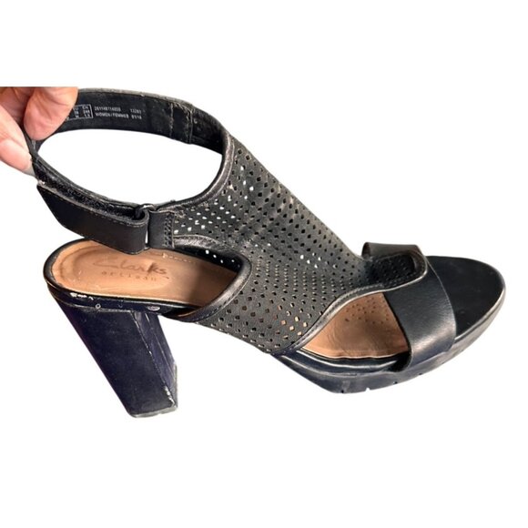 Clarks Size 7.5  Black Perforate High-Heel Sandals Women’s - Picture 5 of 11